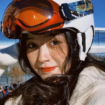 妮娜琦珈